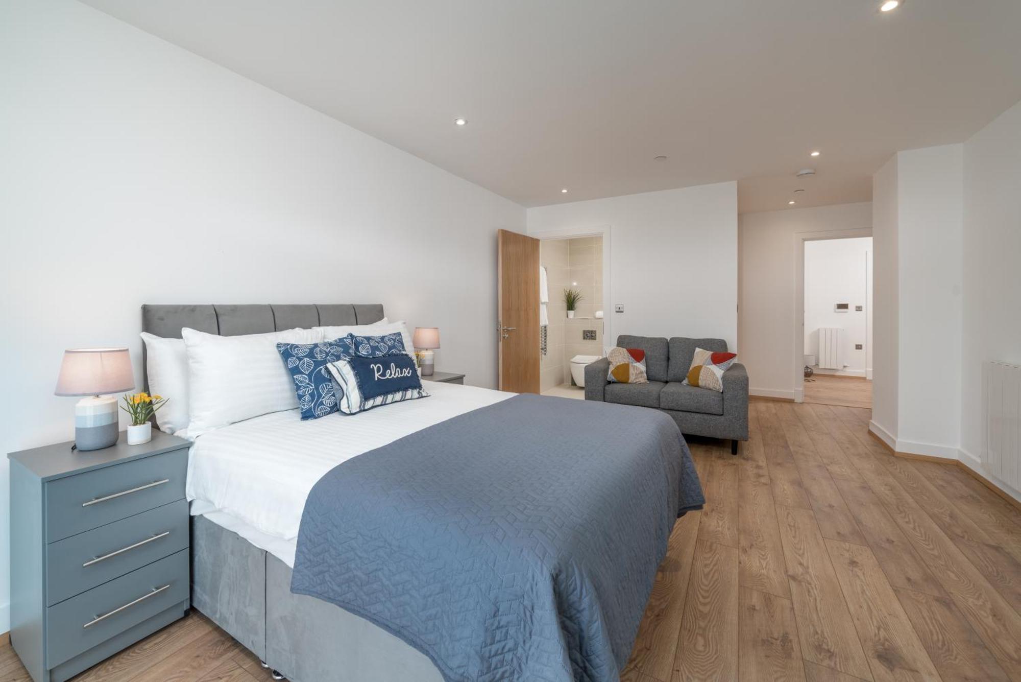 Skyvillion - London River Thames Top Floor Apartments By Woolwich Ferry, Mins To London Excel, O2 Arena , London City Airport With Parking Luaran gambar